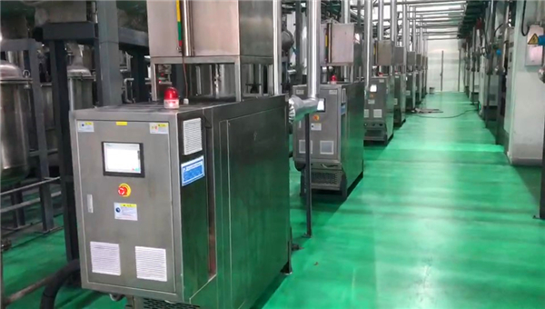 鋰電材料混合干燥機控溫-不銹鋼材質 (1) 鋰電材料混合干燥機控溫-不銹鋼材質 (1)